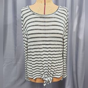 INC Grey Metallic and White Striped Lightweight Knit Longlseeve Top (XL)
